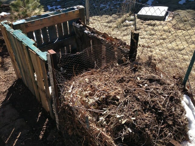 When composting bread, cover with grass clippings or soil, so as not to attract pests.